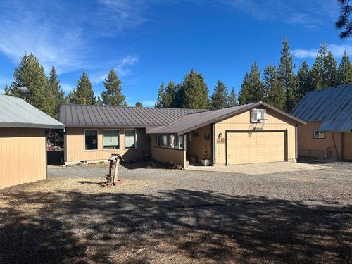 123977 Surveyor Rd, Crescent Lake, OR, 97733-7171 | Card Image