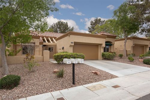 9533 Yucca Blossom Dr, Las Vegas, NV, 89134-8984 | Card Image