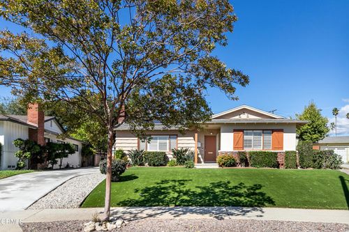 1305 Solita Rd, Pasadena, CA, 91103-2456 | Card Image