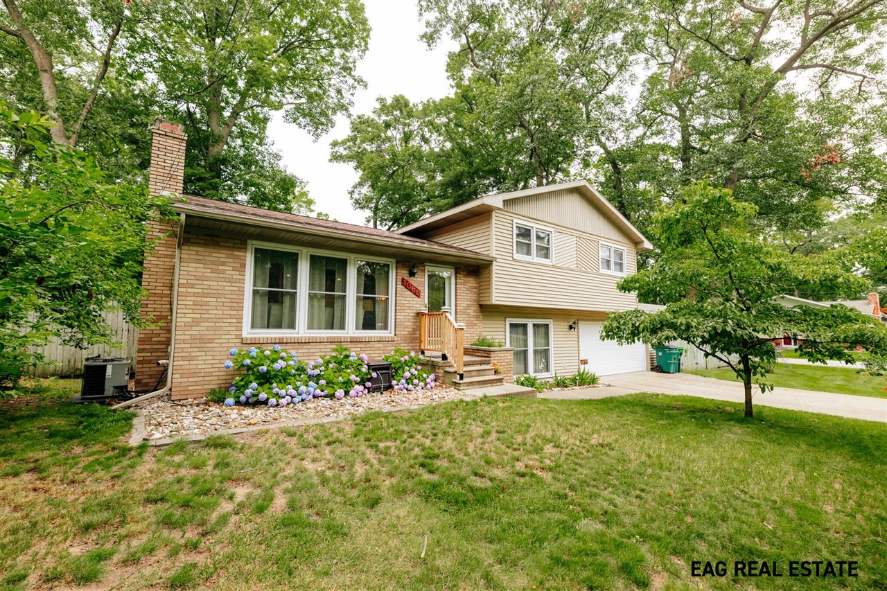 Horton Rd, Muskegon, MI 49445