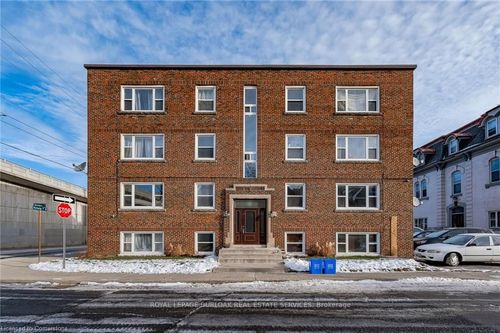 3 Webber Ave, Hamilton, ON, L8N1W4 | Card Image