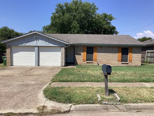 6601 Charmaine Dr, Watauga, TX, 76148-2822 | Card Image