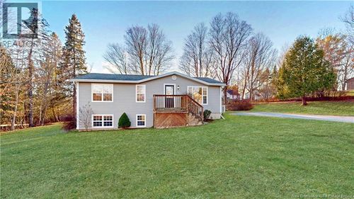 38 Greenwood Crt, Hampton, NB, E5N5R5 | Card Image