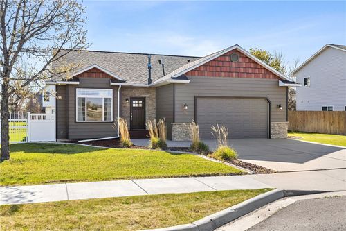 13 S 38th St W, Billings, MT, 59102-7770 | Card Image