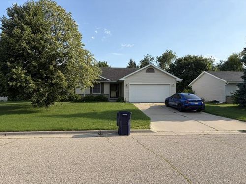 1500 Evergreen Dr, Janesville, WI, 53546-6179 | Card Image