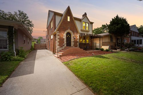 909 Lilley Ave, Columbus, OH, 43206-1731 | Card Image