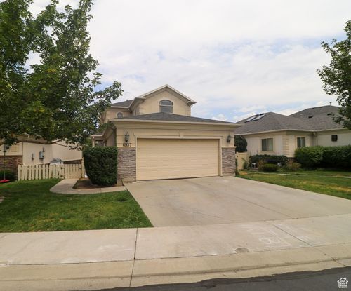 6937 S Hollow View Way, West Jordan, UT, 84084-2523 | Card Image