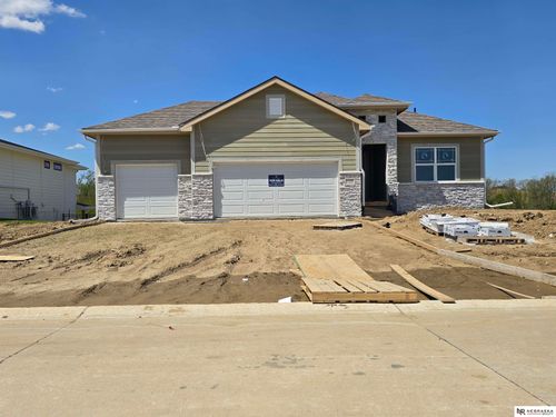 11108 N 173rd St, Bennington, NE, 68007-5835 | Card Image