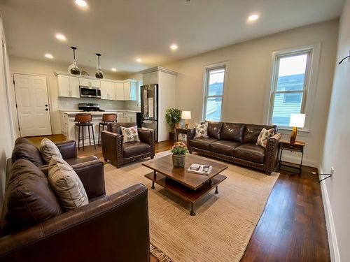 2-19-21 Bellevue St, Waltham, MA, 02453-3426 | Card Image