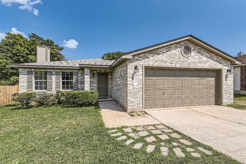 131 Hilldale Ct, Kyle, TX, 78640-5348 | Card Image