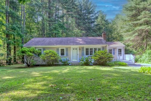 21 Marshall St, Norfolk, MA, 02056-1541 | Card Image