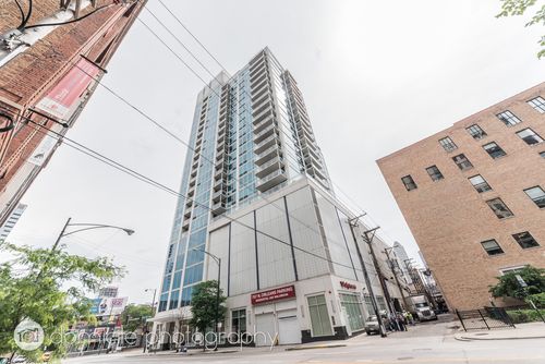705-757 N Orleans St, Chicago, IL, 60654-3519 | Card Image