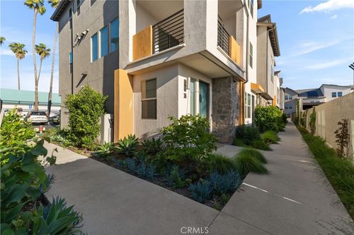 305 Strike Dr, Covina, CA, 91722-4196 | Card Image
