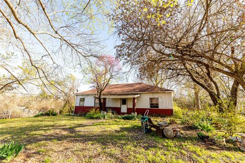 3992 State Highway 18, Fairfax, OK, 74637-5068 | Card Image