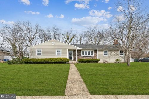 26 Lexington Road, Howell, NJ, 07731 | Card Image