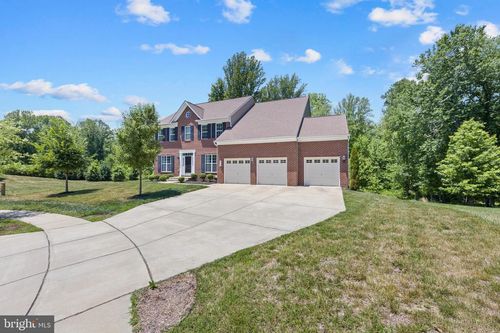 6102 Oglethorpe Mill Dr, Brandywine, MD, 20613-5696 | Card Image
