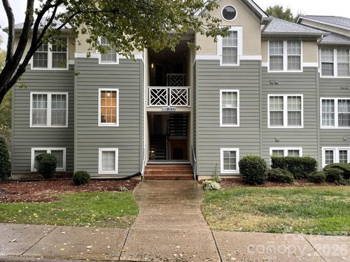 e-19831 Henderson Rd, Cornelius, NC, 28031-5882 | Card Image