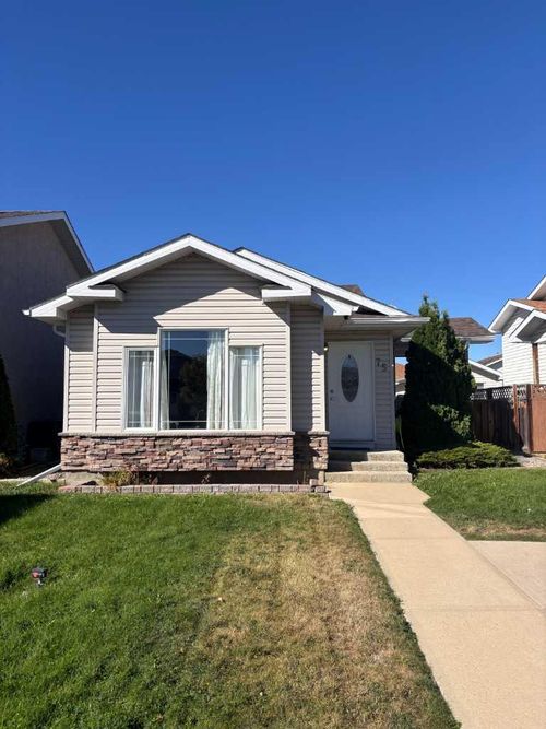 75 Kodiak Crescent N, Lethbridge, AB, T1H6S4 | Card Image