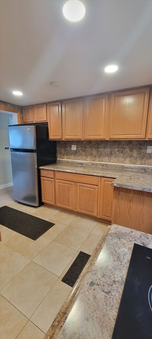 b-69 Nyack St, Watertown, MA, 02472-3107 | Card Image