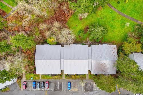 578 Carnation Pl, Saanich, BC, V8Z6G5 | Card Image