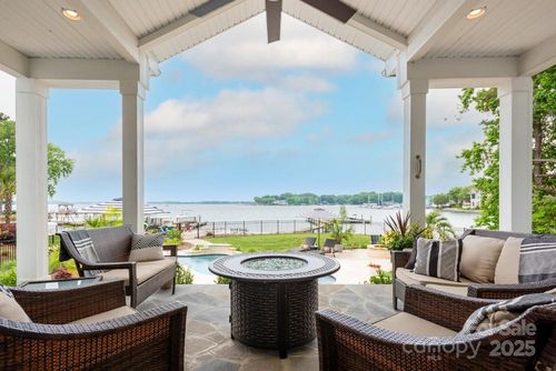 8467 Babe Dr, Terrell, NC, 28682-9701 | Card Image