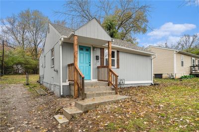 9034 Grand Avenue, House other with 2 bedrooms, 1 bathrooms and null parking in Kansas City MO | Image 2