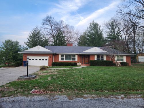 1020 N 18th St, Mount Vernon, IL, 62864-2704 | Card Image