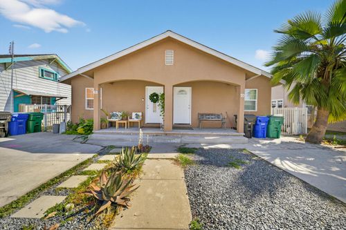 68-70 S Jaye Street, Porterville, CA, 93257 | Card Image