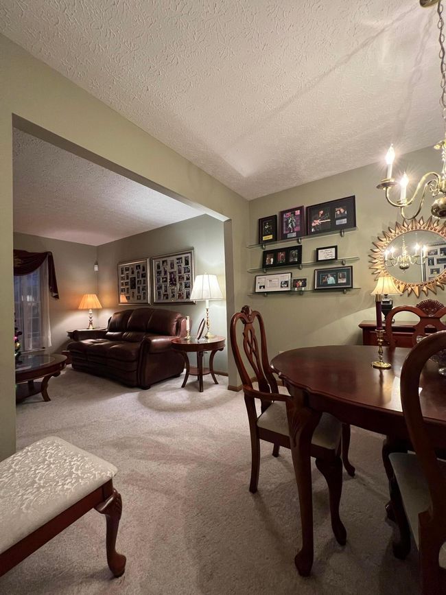 946 Lateglow Ct, House other with 3 bedrooms, 3 bathrooms and null parking in Newark OH | Image 6