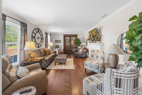 1 Bohnert Ct, Jasper, IN, 47546-9115 | Card Image