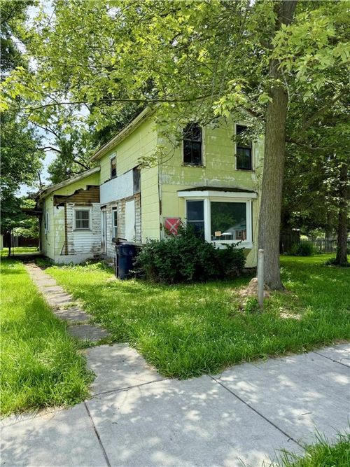 31 Boston Ave, Seneca Falls, NY, 13148-1115 | Card Image