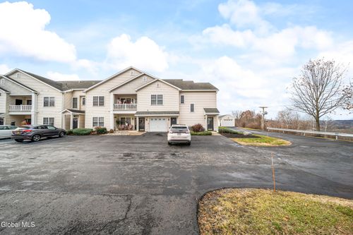 205 N Ridge Est, Troy, NY, 12182-1704 | Card Image