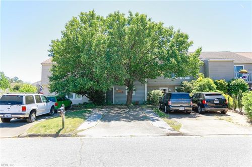 3803 Clipper Bay Dr, Virginia Beach, VA, 23455-2946 | Card Image