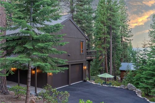 607 Crystal Peak Rd, Incline Village, NV, 89451-9637 | Card Image