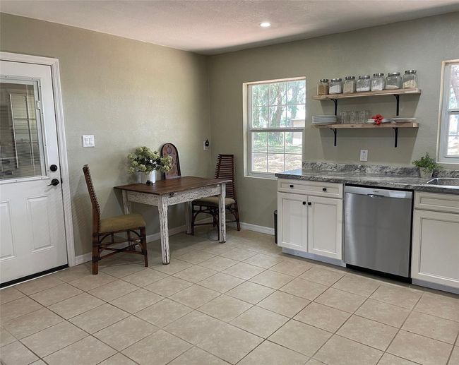 2748 Cr 543, House other with 2 bedrooms, 1 bathrooms and null parking in Sumterville FL | Image 9
