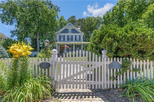 334 E Pembroke Ave, Hampton, VA, 23669-3147 | Card Image