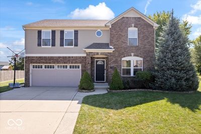 7733 Sunflower Drive, House other with 4 bedrooms, 2 bathrooms and null parking in Noblesville IN | Image 1