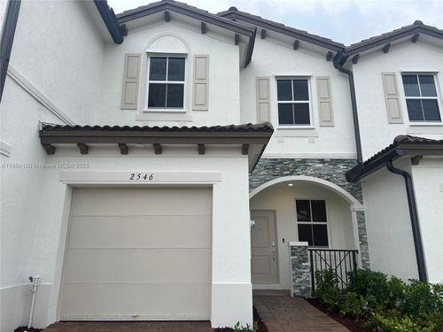 2546-2546 Se 27th Ln, Homestead, FL, 33035-2599 | Card Image