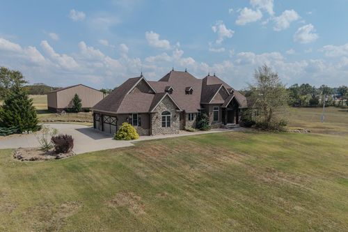 4548 N Farm Road 249, Strafford, MO, 65757-7877 | Card Image