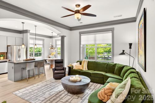 106-42 Schenck Pkwy, Asheville, NC, 28803-3512 | Card Image