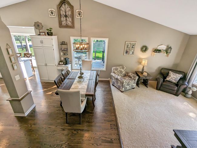 Vaulted open main is perfect for entertaining and every day! | Image 9