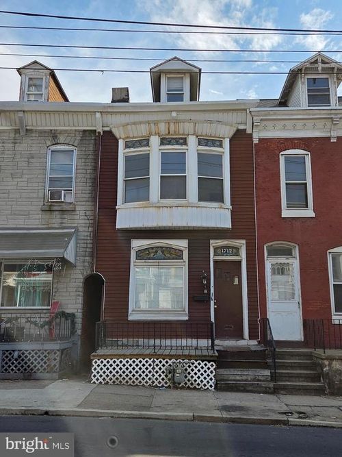 1712 Perkiomen Ave, READING, PA, 19602-2225 | Card Image