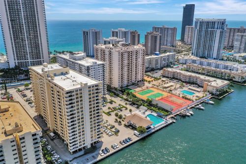 apt-511-1833 S Ocean Dr, Hallandale Beach, FL, 33009-4906 | Card Image