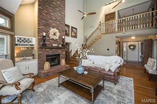 1553 Ridge Rd, Wildwood, MO, 63021-5934 | Card Image