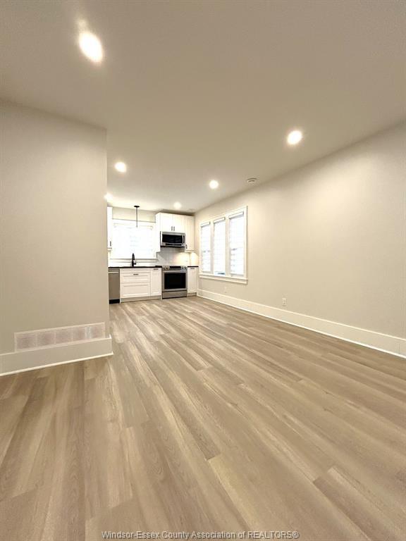 Residential in Windsor 4