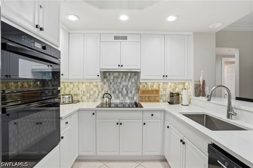 b104-2738 Tiburon Blvd E, NAPLES, FL, 34109-3612 | Card Image