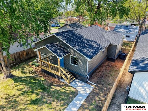 7210 Platte Ave, Lincoln, NE, 68507-1565 | Card Image