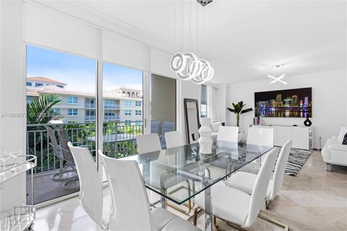 ph16-99 Se Mizner Blvd, Boca Raton, FL, 33432-5022 | Card Image