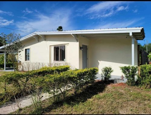 2016 Golfview Ct, Fort Pierce, FL, 34950-5405 | Card Image