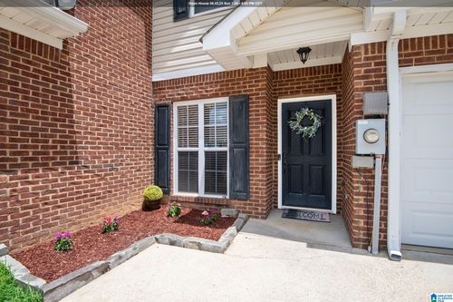2217 Castle Hill Ln, Moody, AL, 35004-3526 | Card Image